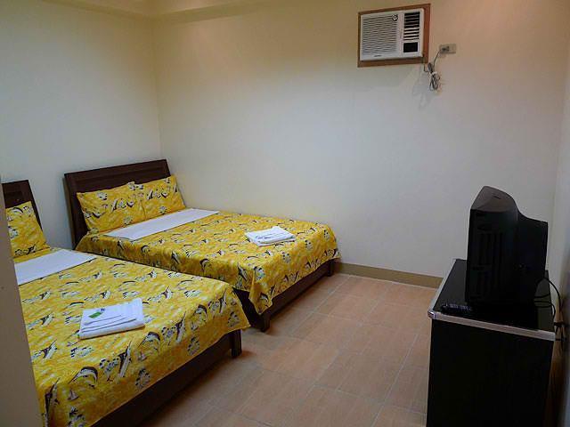 Island Tropic Hotel And Restaurant Alaminos Extérieur photo